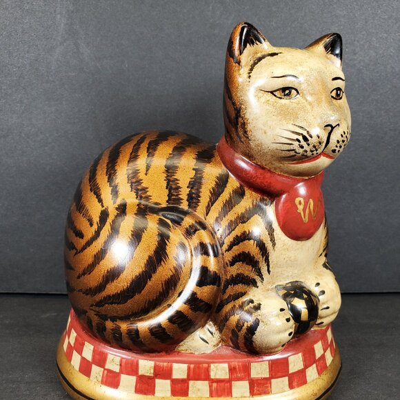 Vintage Raymond Waites “Toyo” Ceramic Cat Figurine Striped Tiger Cat - Picture 1 of 10
